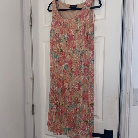 Perceptions floral Sleeveless Dress - Picture 1 of 6